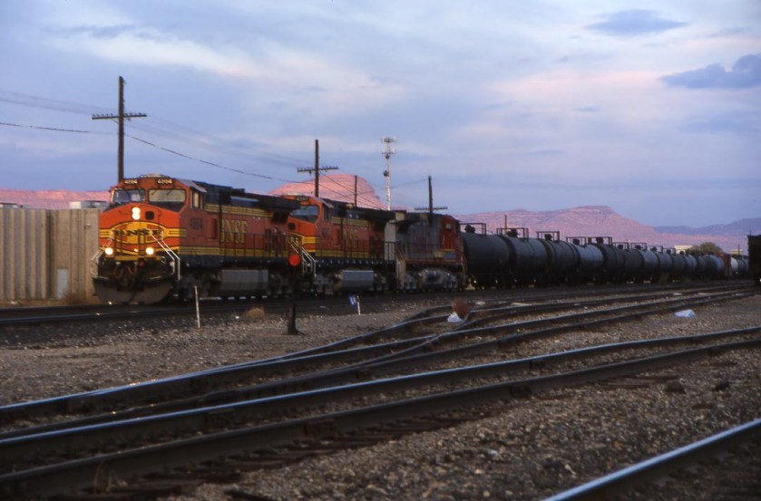 bnsf-gj_2001-11-11