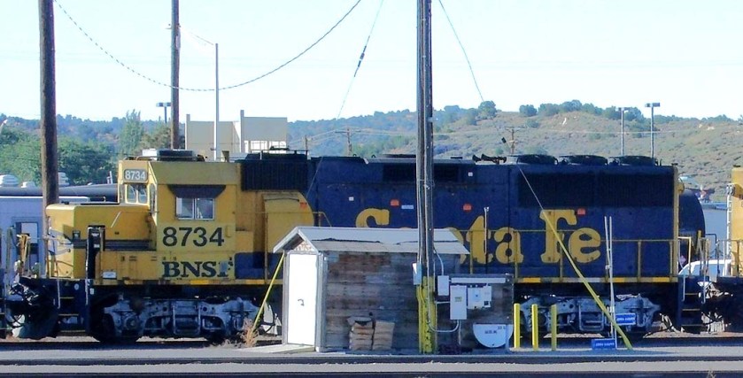 BNSF 8734