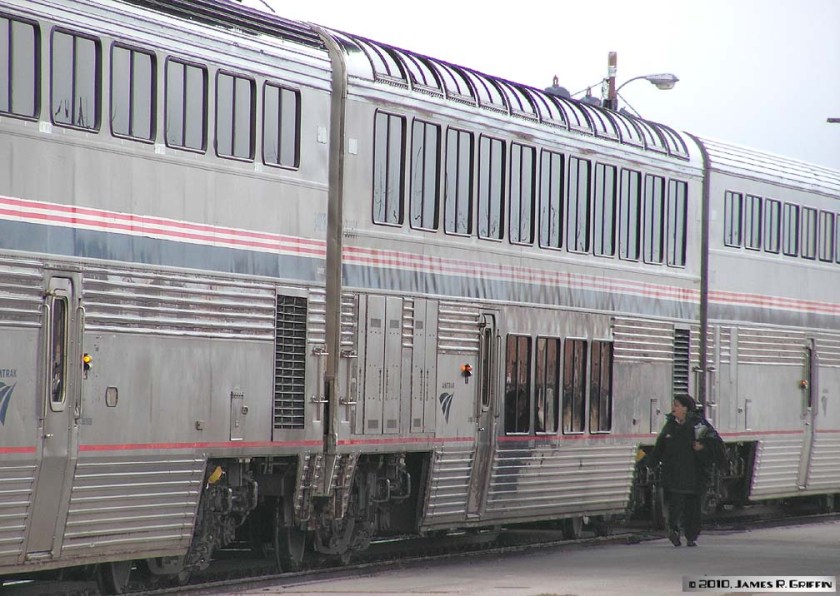 33004