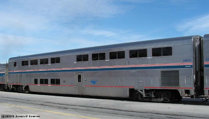 39009