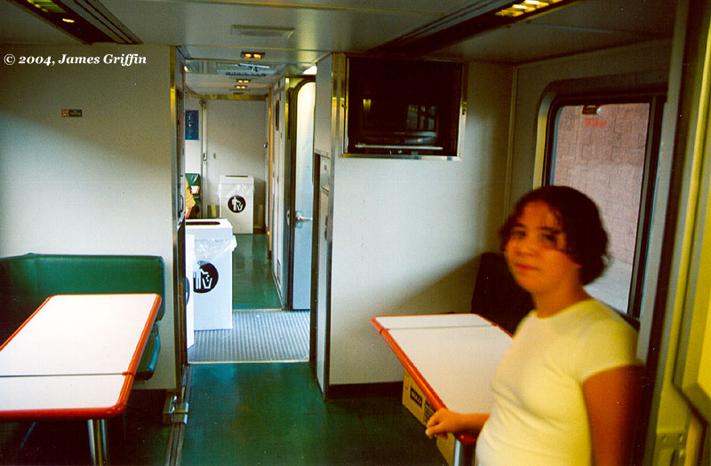 S2LoungeInterior3