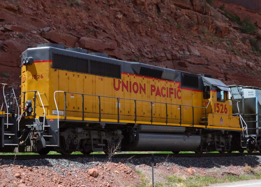 UP1526_RR