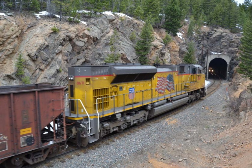 UP8671