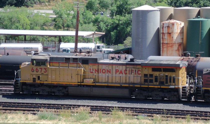 UP6673
