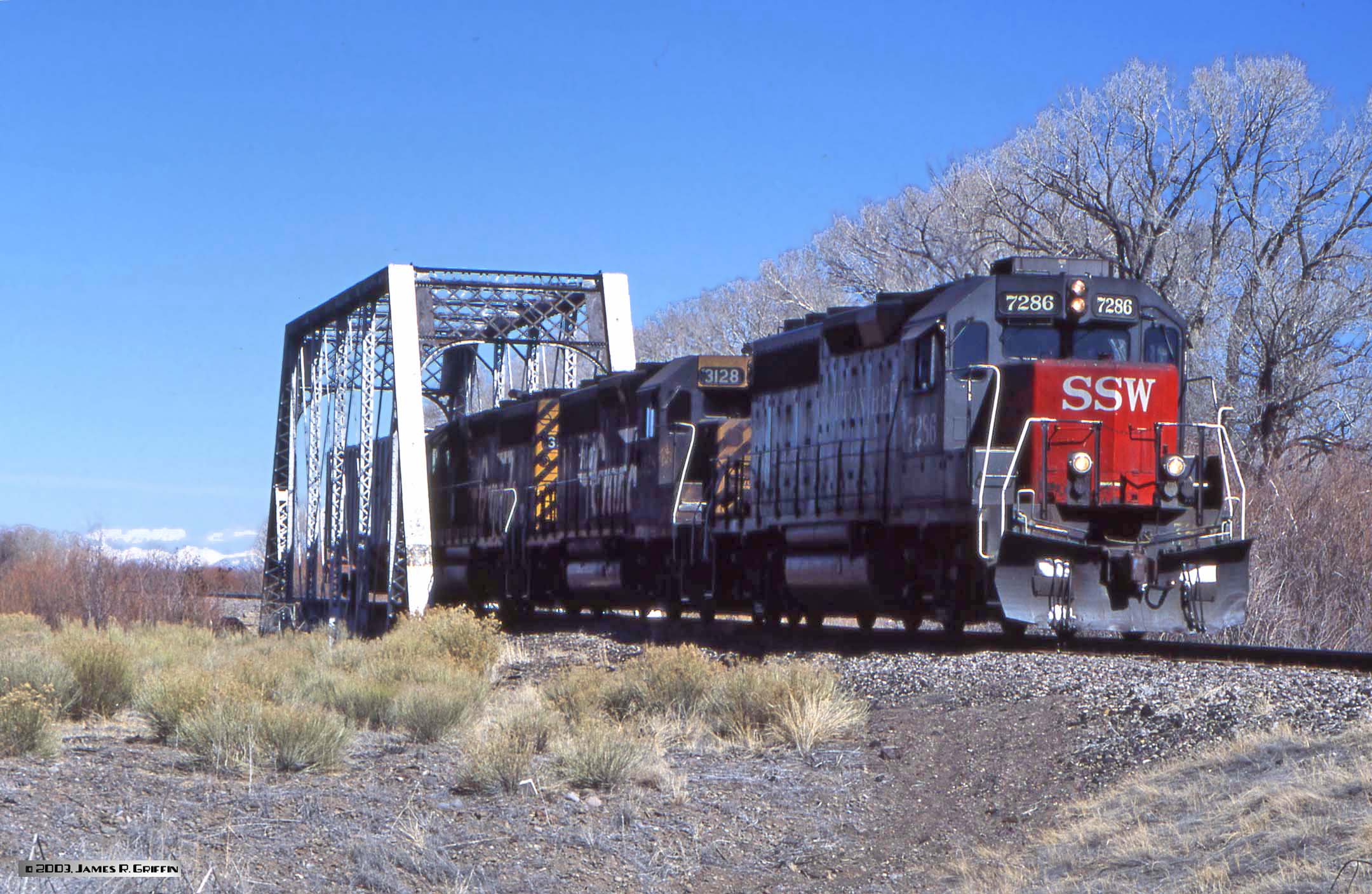 SLV025